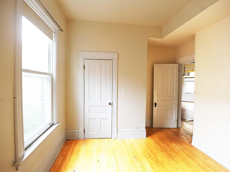 1239 W Winnemac Ave #2 — Photo 13