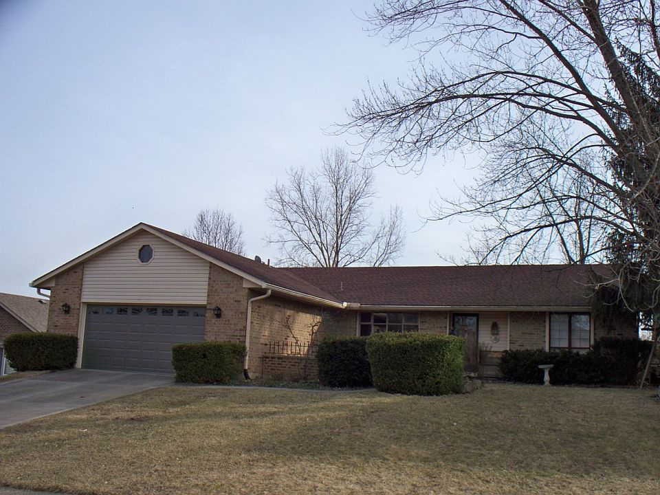 1st image of 426 Bent Twig Dr