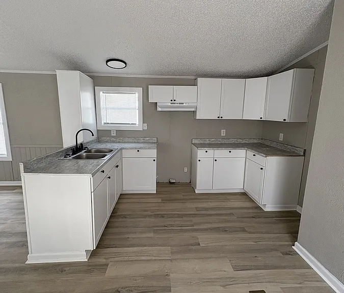 1305 N Floyd St #39 — Photo 5