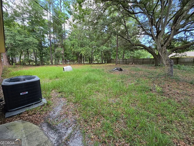 504 Martha Dr — Photo 29