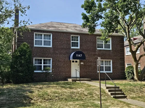 1147 S Cassingham Rd #A-b, Columbus, OH 43209