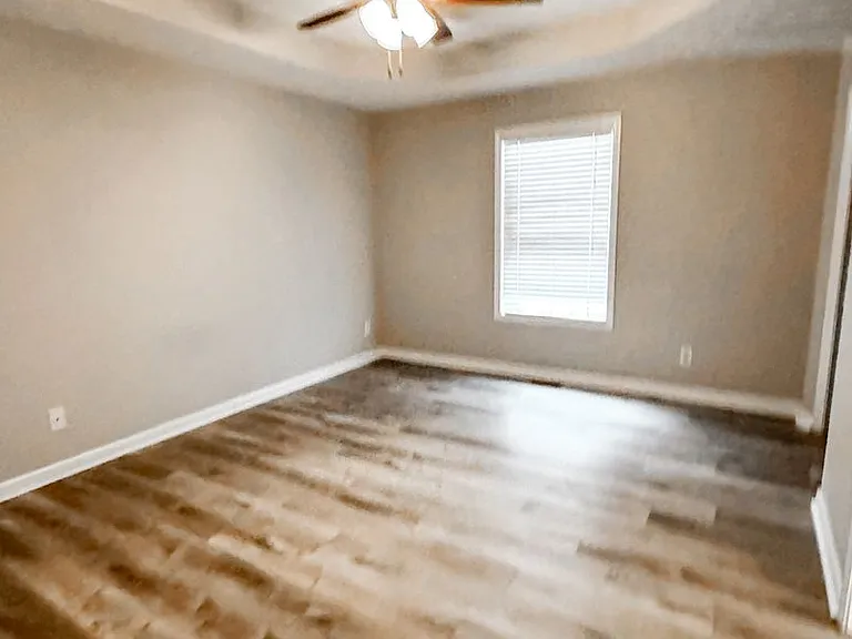 6410 Janton Way — Photo 35