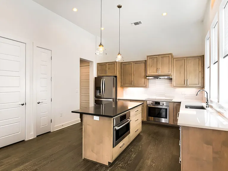 4405 Night Owl Ln — Photo 10