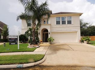 435 Twin Timbers Ln, Kemah, TX 77565