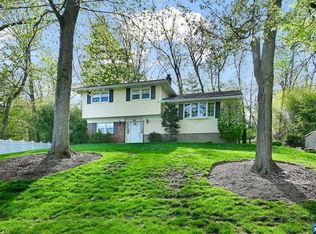 84 Kelsic St, Park Ridge, NJ 07656