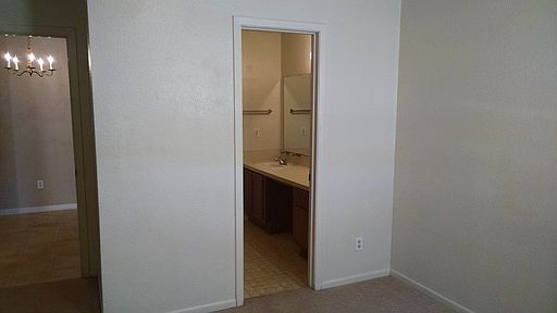 4th image of 1611 N Main St APT J