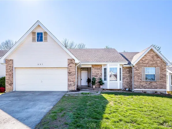 337 Misty Valley Dr, Saint Peters, MO 63376