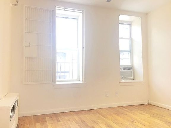 4th image of 97 S 8th St APT 24