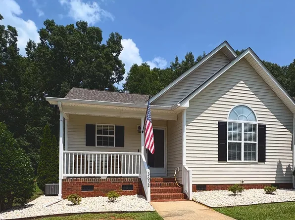 3632 E Cotton Gin Dr, Clayton, NC 27527