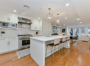 27 Warren Ave APT 1, Boston, MA 02116