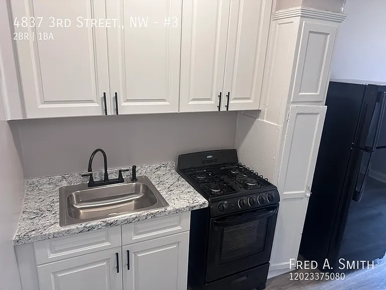 4837 3rd St NW #3 — Photo 6