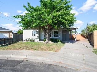 212 N Veach Ave, Manteca, CA 95337