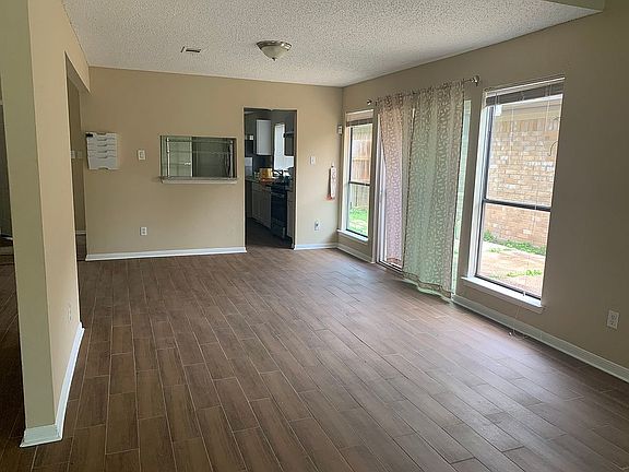 dining room area