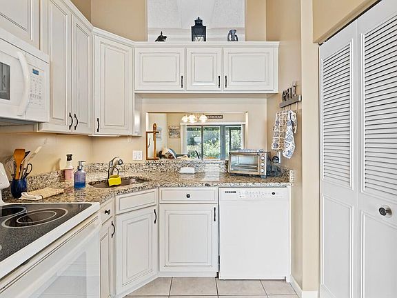 2nd image of 1574 SW Silver Pine Way