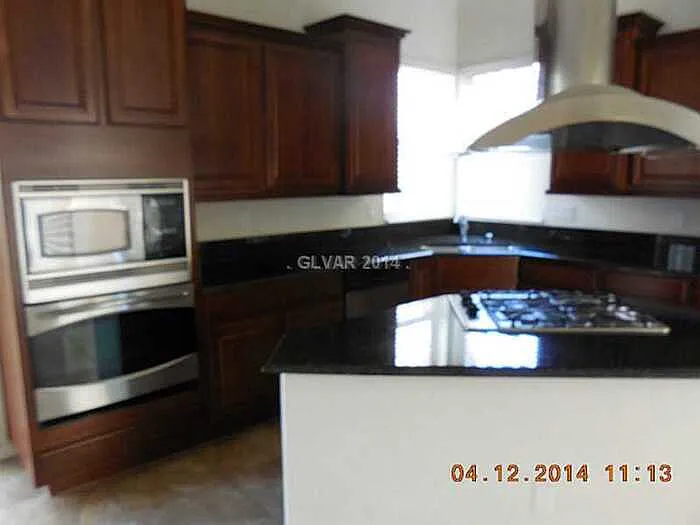 9204 Tudor Park Pl — Photo 8