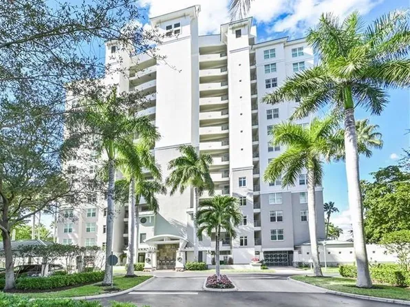 430 Cove Tower DR #1004, NAPLES, FL 34110