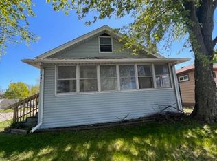 432 18th Ave, Rock Island, IL
