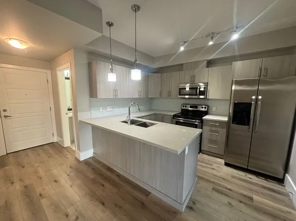 12070 227th St #101, Maple Ridge, BC V2X 9H2