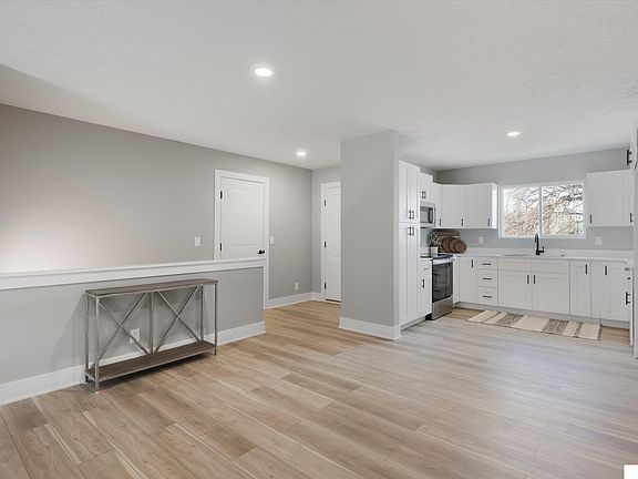 5th image of 2513 N 71st St