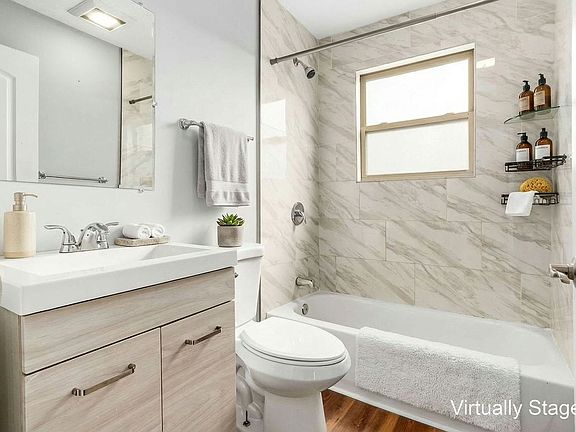 4th image of 1580 E Mound St #J