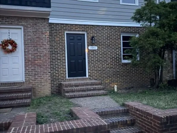 1941 Willow Hill Dr, Harrisonburg, VA 22801