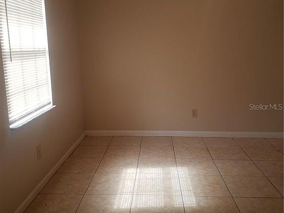4th image of 7205 Fernandina Ave