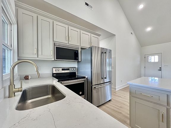 32nd image of 2250 Elkton Pike