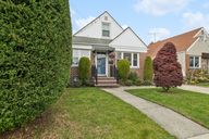 Jefferson Pl-S2211-001.jpg