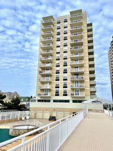 101 S Plaza Pl APT 1401, Atlantic City, NJ, 08401