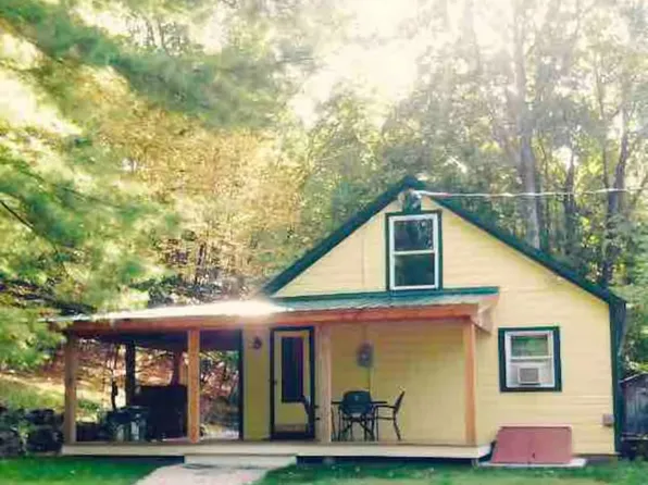 57 Pumpkin Hollow Rd N, Hillsdale, NY 12529