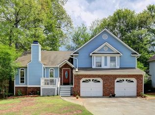 607 Radford Cir, Woodstock, GA