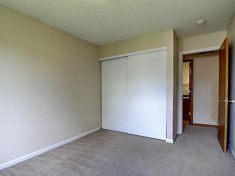 12540 Beach St — Photo 16