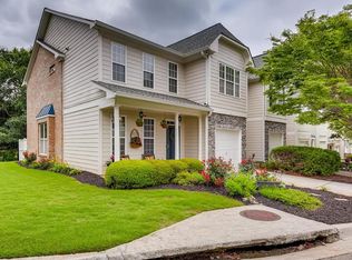 6364 Shoreview Cir, Flowery Branch, GA 30542