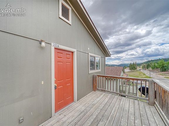 2nd image of 302 S 1st St