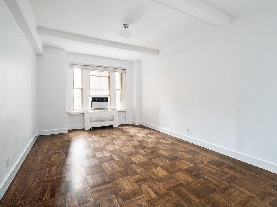 1st image of 24 5th Ave APT 427