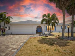 6305 Cottonwood Ln, Apollo Beach, FL 33572