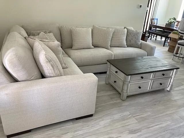 345 Campbell Ct — Photo 3