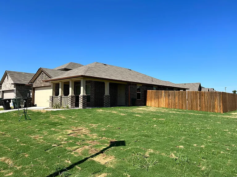 6400 Treiber Dr — Photo 22