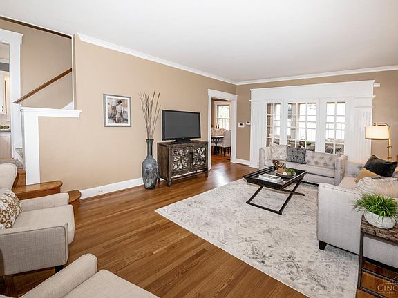 3rd image of 3614 Bellecrest Ave