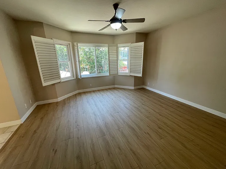 7832 Danner Ct — Photo 18