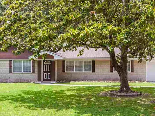 6035 Marcus Dr, Beaumont, TX 77708
