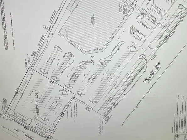 550 Lake St, Roselle, IL 60172