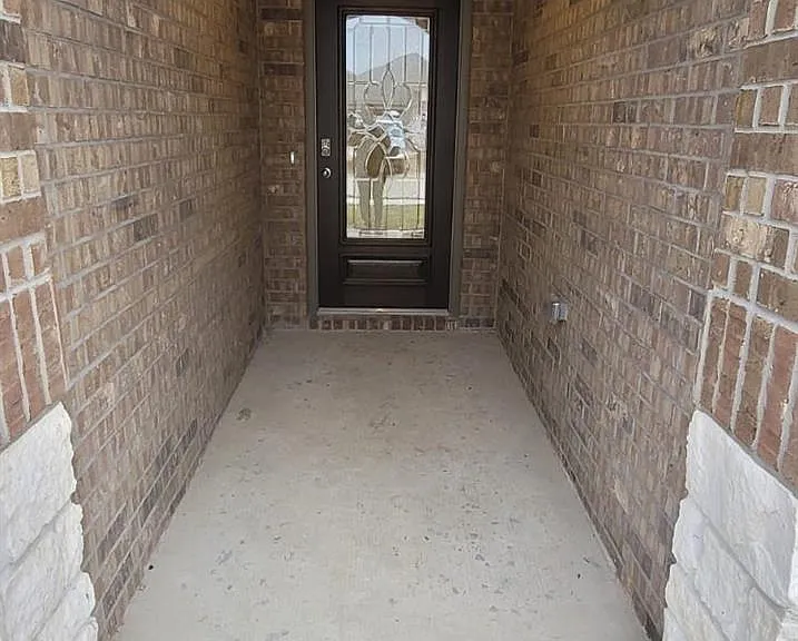 1514 Maple Ridge Dr — Photo 4