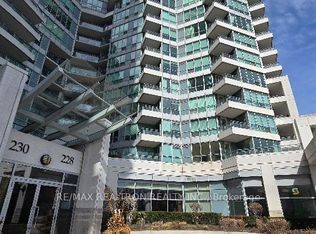 228 Queens Quay W #306, Toronto, ON M5J 2X1