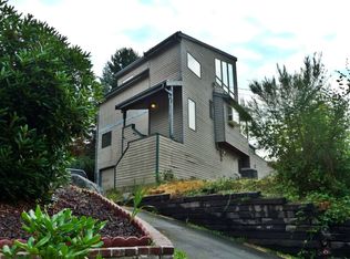 21232 1st Ave S, Des Moines, WA 98198