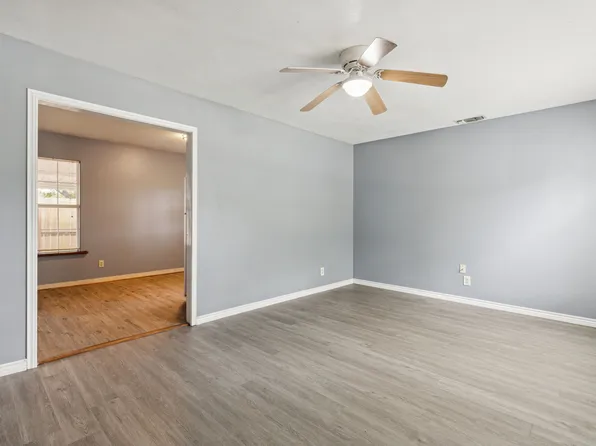 1424 Knight St, Denton, TX 76205