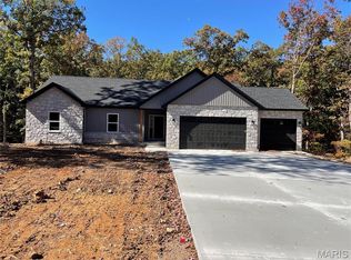 121 Hickory Heits Ct, Moscow Mills, MO