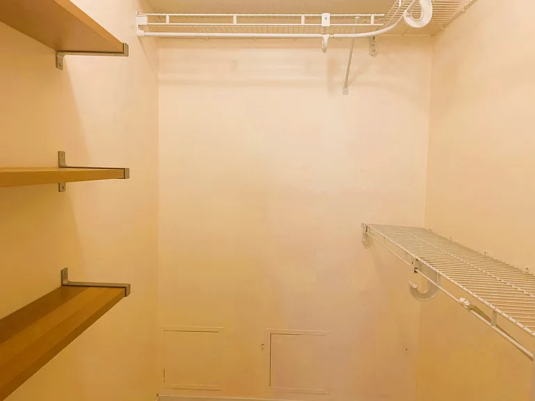 147 Kelton St #610 — Photo 7