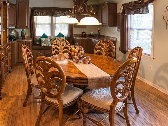 4th image of 4114 Trebor Dr