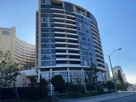 2nd image of 4316 Marina City Dr #210G
